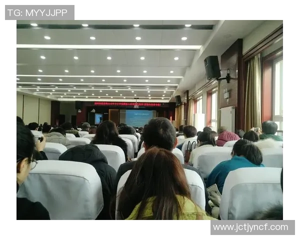 足球严行：提升球场道德素养与公平竞争精神的倡导与实践