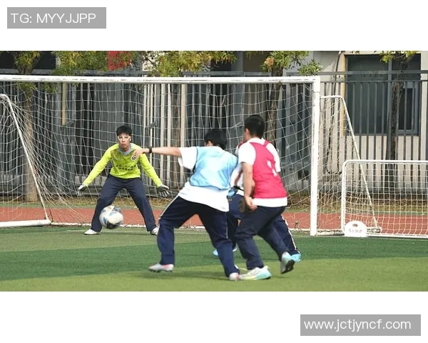 锋速足球引领新潮流助力青少年成长与竞技梦想实现